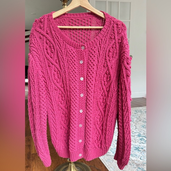 Super cool hand knit chunky cardigan cable knit with pom details size M/L - Picture 1 of 10